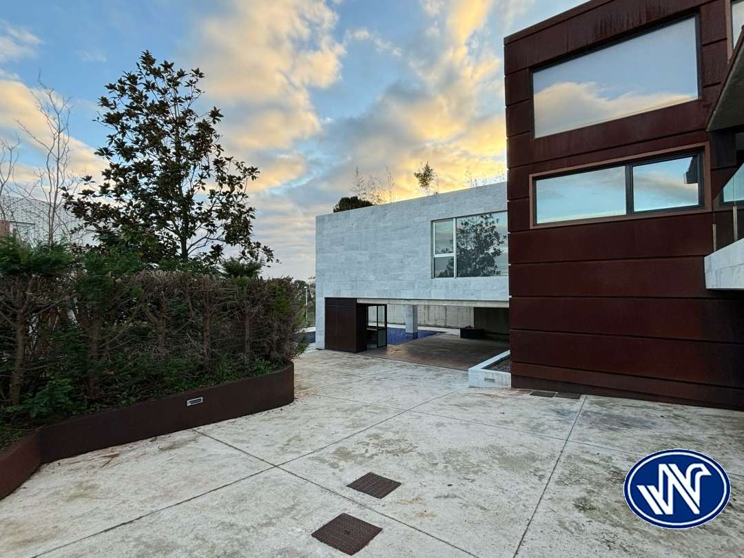 casa en venta en santa cruz de bezana